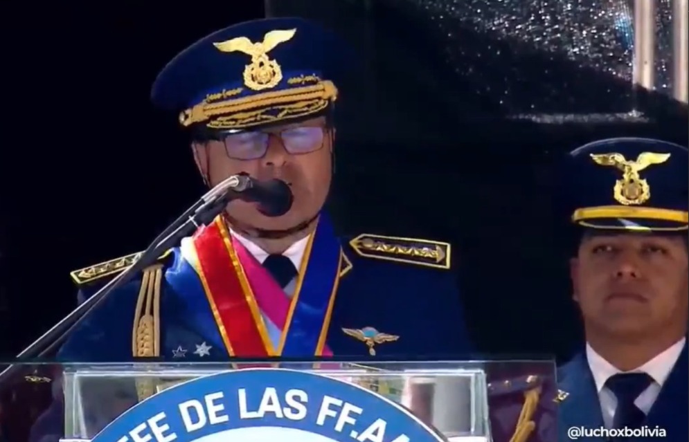 Comandante de las FFAA afirma que estas nacieron con el pueblo y seguirán a su servicio