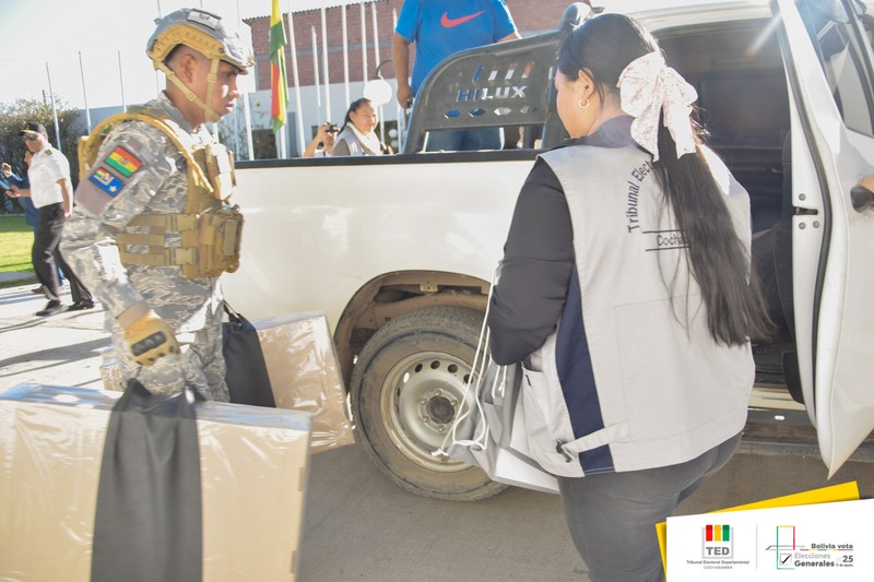 FFAA despliegan 941 efectivos en Cochabamba para custodiar el proceso electoral