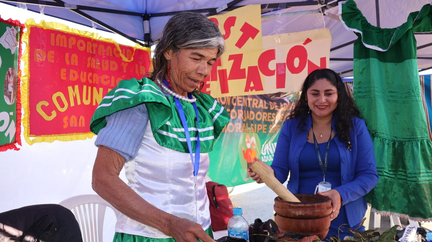 Adultos mayores de Bolivia transmiten su legado en las Olimpiadas del Saber, más de 6.700 demostraron que la sabiduría no envejece