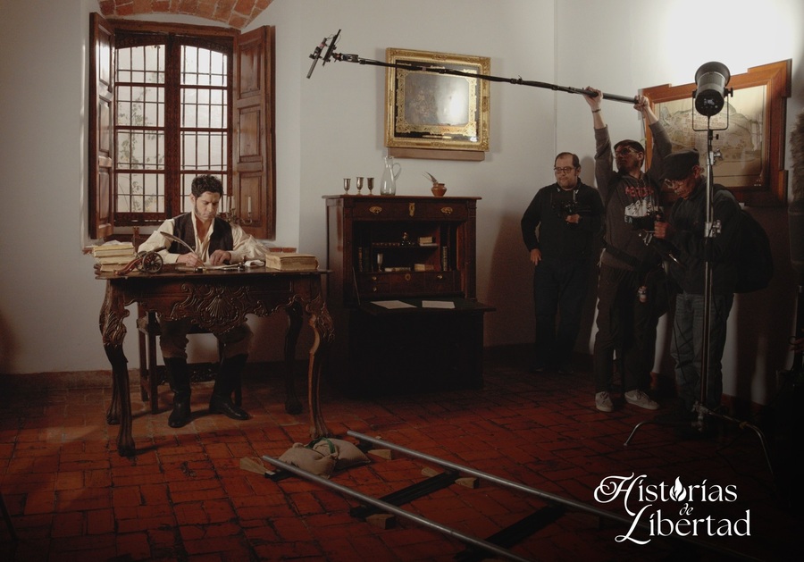 Arce califica de obra magistral la serie "Historias de Libertad" y asegura que muestra la verdadera memoria histórica