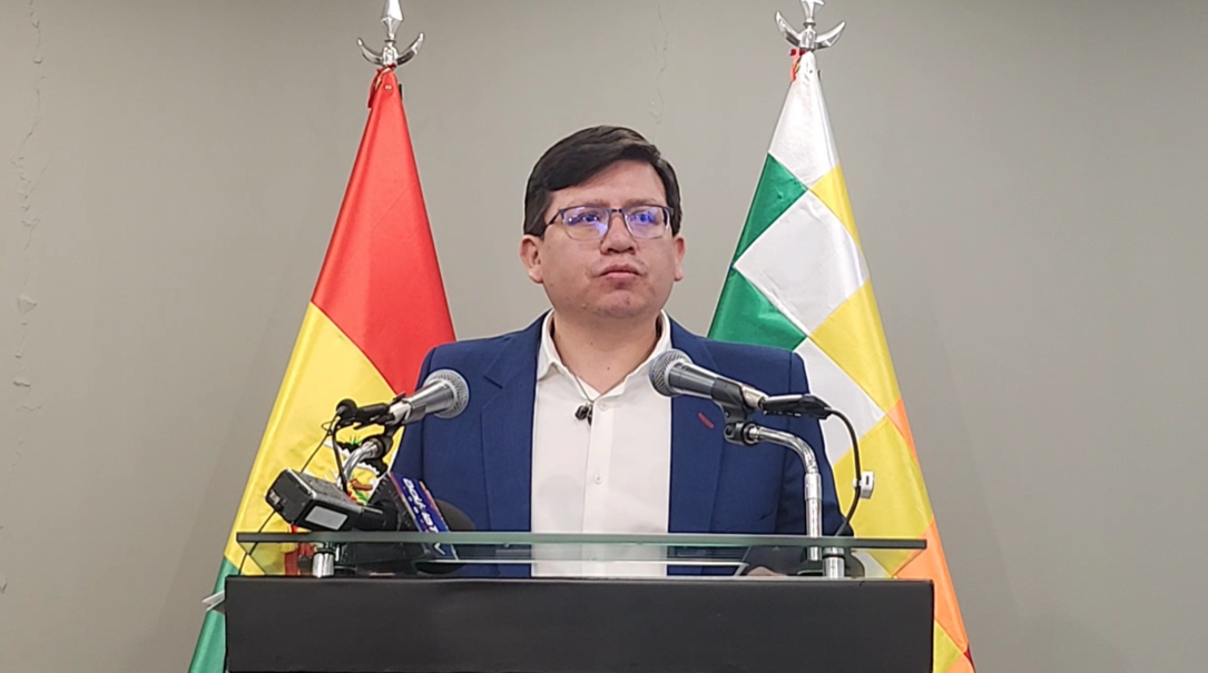 Remiten crédito para asfalto de carretera Crucero - Qaqachaca - Pocoata y suman $us 1.787 MM de préstamos paralizados en la ALP