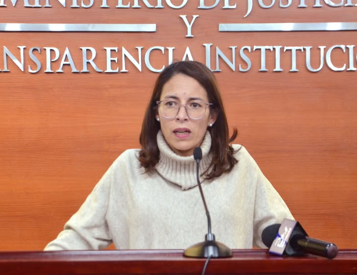 Ministra Saravia remarca que en Bolivia no existen presos políticos 