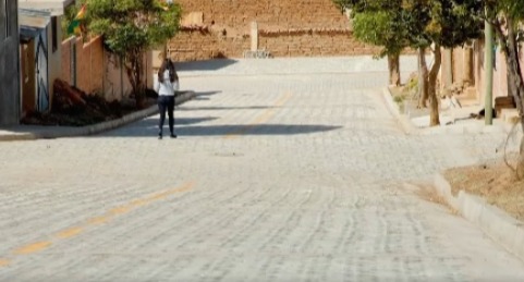 Gobierno invirtió más de $us 92 millones en enlosetados de calles y avenidas