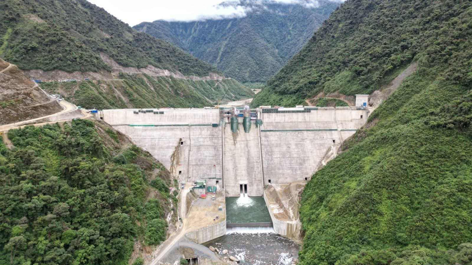 Sinohydro entrega de manera provisional a ENDE la presa Sehuencas con miras a incrementar la oferta eléctrica 