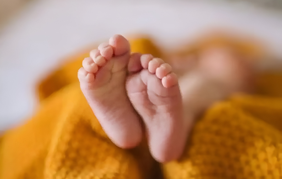 Al menos 8 bebés nacen en las primeras horas del 2025