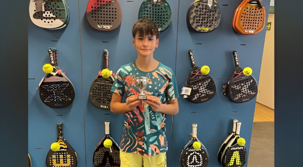 Tenista Espinoza del “Sueño Bicentenario” gana competencia en España