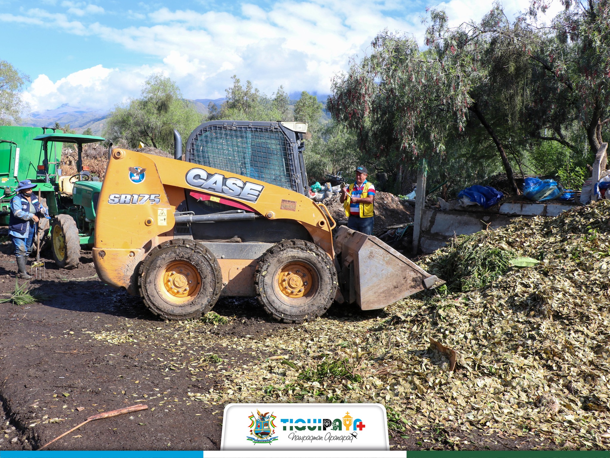 Impulsan obtención de compostaje de coca para productores del municipio de Tiquipaya