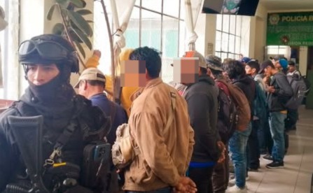 Determinan medidas sustitutivas para evistas que portaban explosivos en La Paz