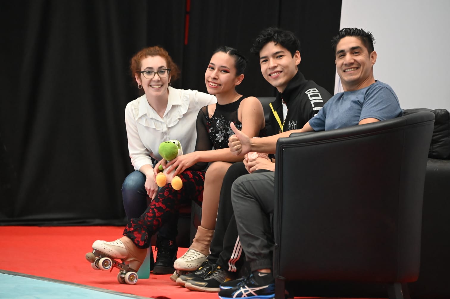 “Sueño Bicentenario” posibilita que los patinadores Anahí y Paulo entrenen con mundialistas en Argentina