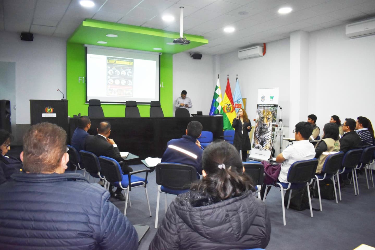 Primera sesión de la mesa interinstitucional de medio ambiente, Cochabamba. Foto: Fiscalía General del Estado