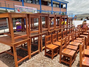 En Jesús de Machaca entregan dos unidades educativas, 35 viviendas y enlosetado