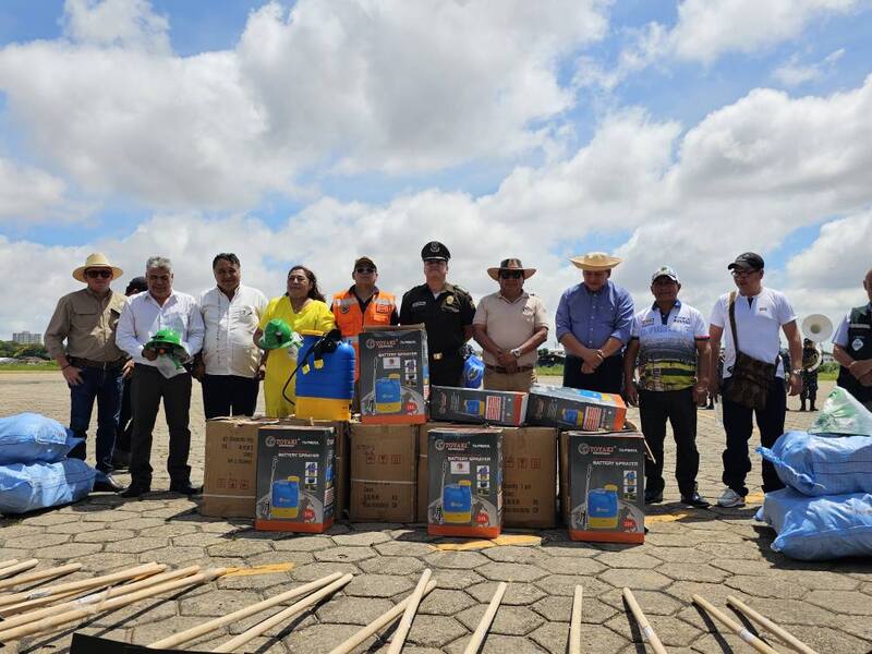 Gobierno entrega equipamiento a bomberos forestales para la atención de 50 municipios