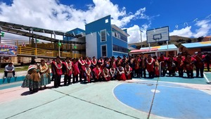 Entregan dos unidades educativas en Santiago de Huata de La Paz que demandaron Bs 2,7 millones de inversión