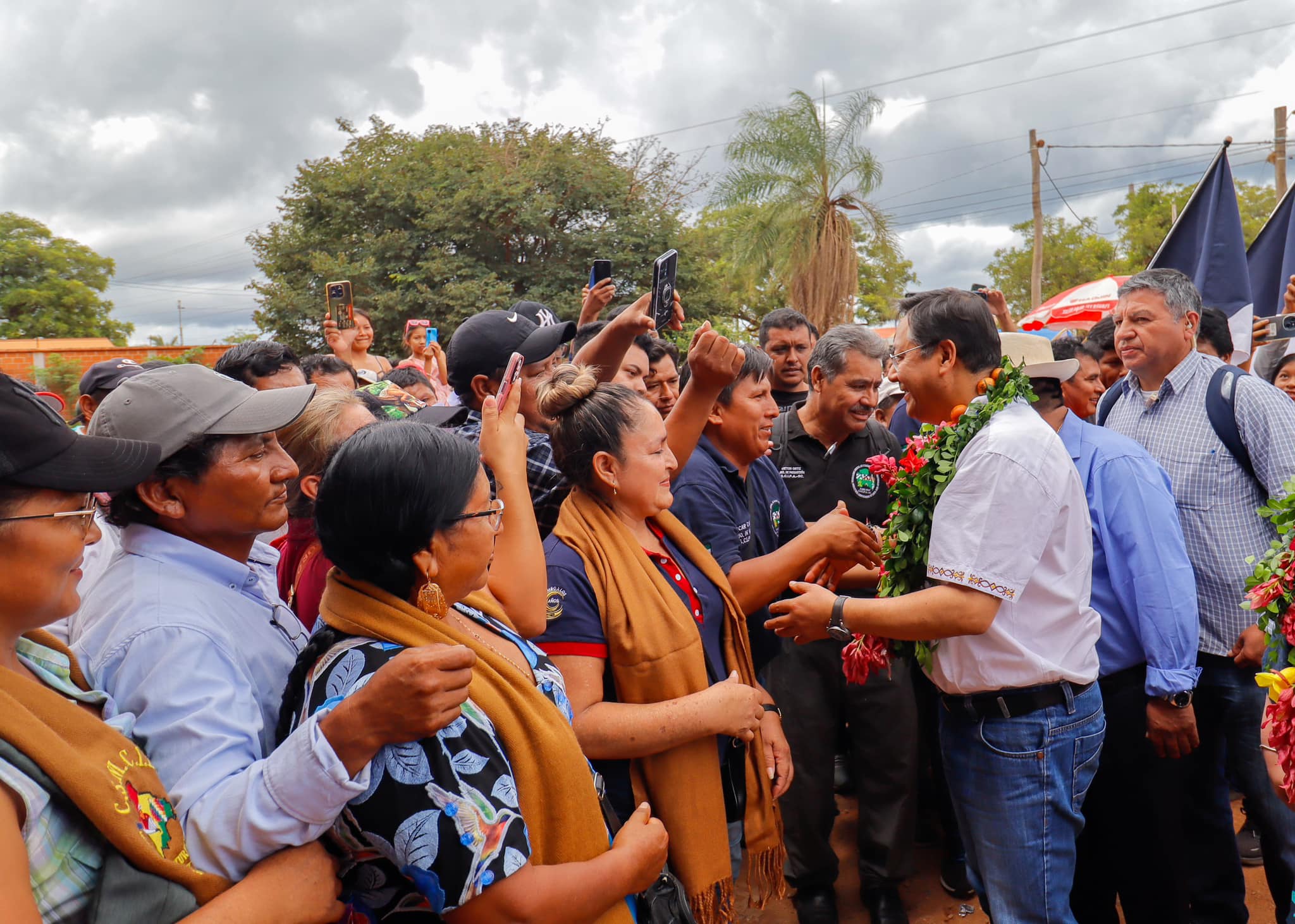 Arce denuncia que el esfuerzo de industrializar el país corre riesgo por el “estrangulamiento económico” desde la ALP 