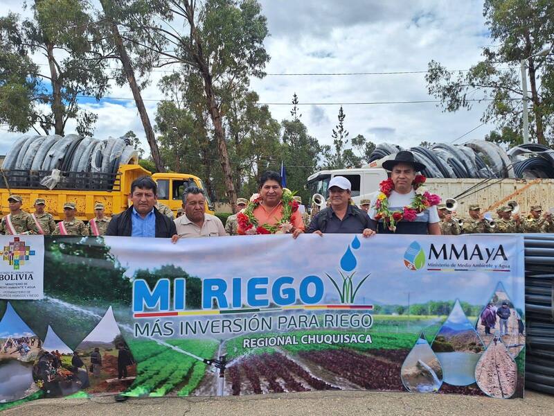 Entregan insumos a 2.800 familias afectadas por la sequía en Chuquisaca 