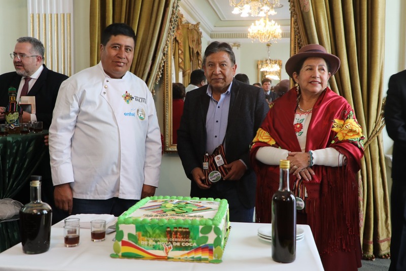 Choquehuanca destaca catálogo medicinal y alimenticio de la coca, y plantea una ciencia plurinacional 