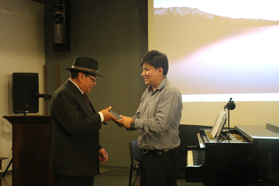 Donan al FC-BCB el proyecto Memorias Musicales que preserva el legado de 23 compositores bolivianos