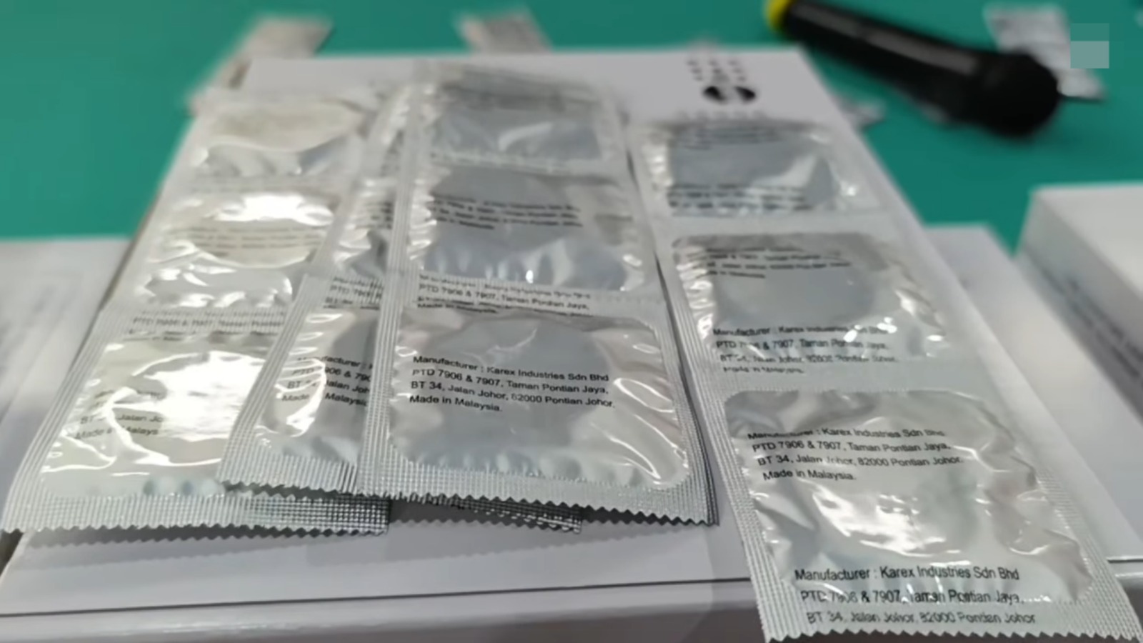 Entrega de preservativos al Sedes Pando para temporada de carnaval 2025. Captura: GOvisión