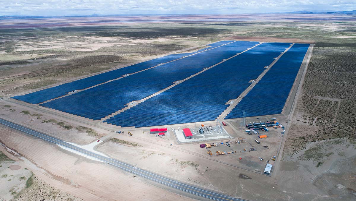 Prevén entrega de la Planta Solar Fotovoltaica de Uyuni en abril