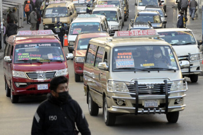 Urgen revisar análisis de tarifas y proponen cumbre de transporte en La Paz