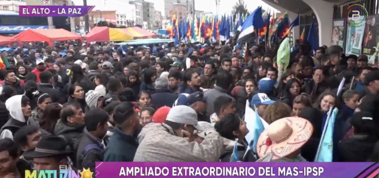 Organizaciones sociales no descartan lanzar al candidato presidencial por el MAS en ampliado de El Alto