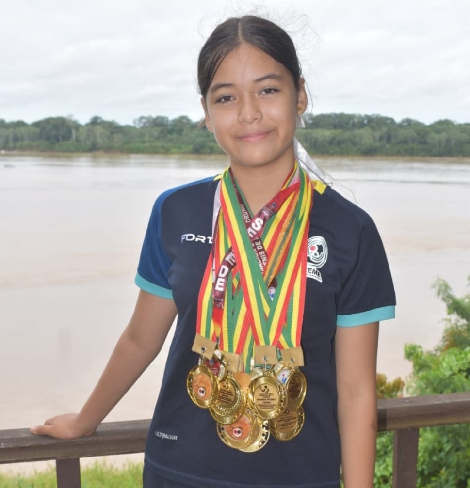 Amiel Negrete representará a Bolivia en el Sudamericano de Tenis de Mesa en Ecuador