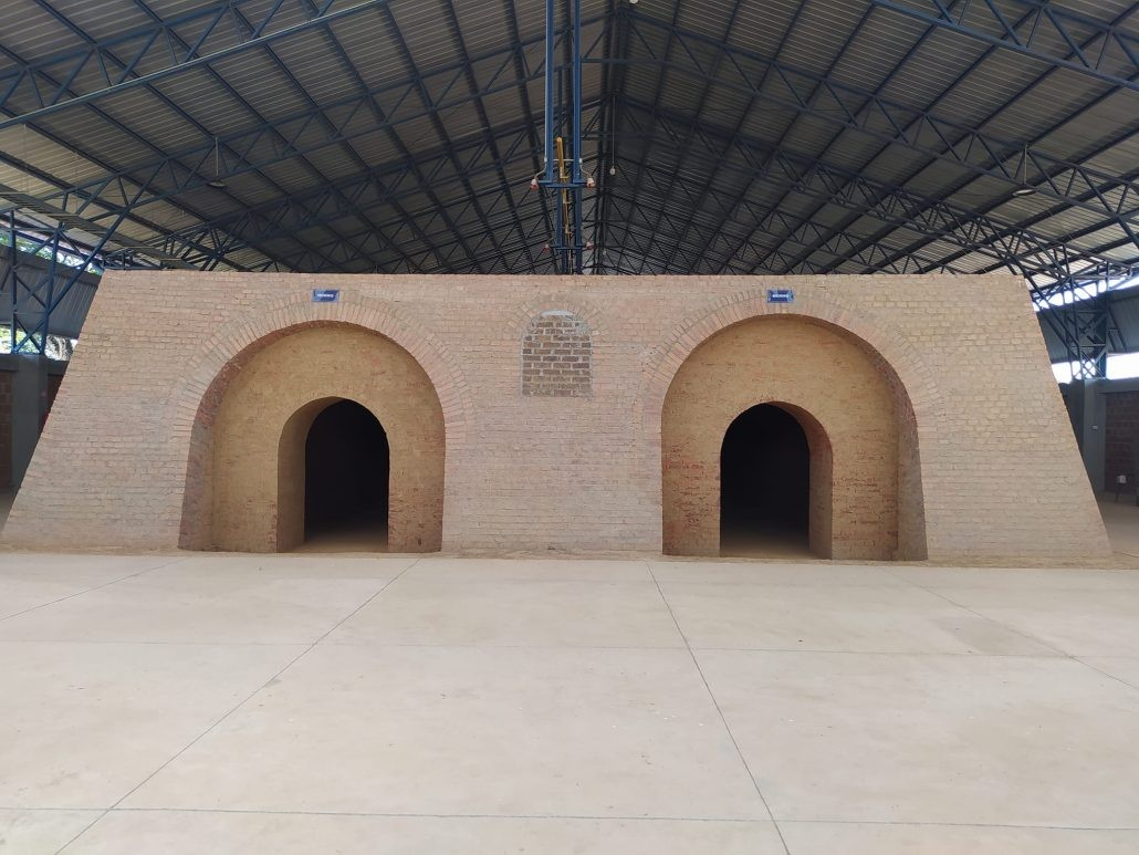 Hornos de la Fábrica de Ladrillos Pavic de arcilla, Trinidad. Foto: FPS