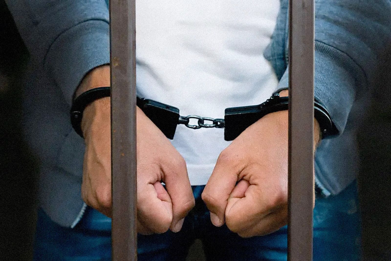 Condenan a 4 años de prisión a exservidor público por el delito de concusión en Cochabamba