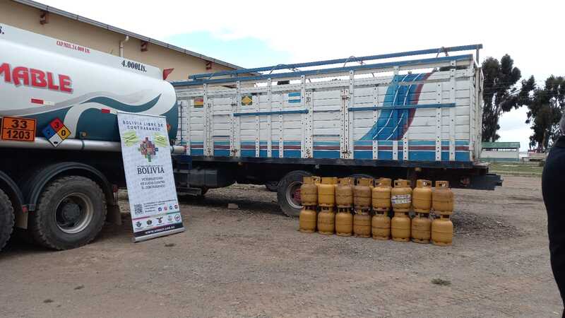 En tres días secuestran alimentos y carburantes por más de medio millón de bolivianos al contrabando