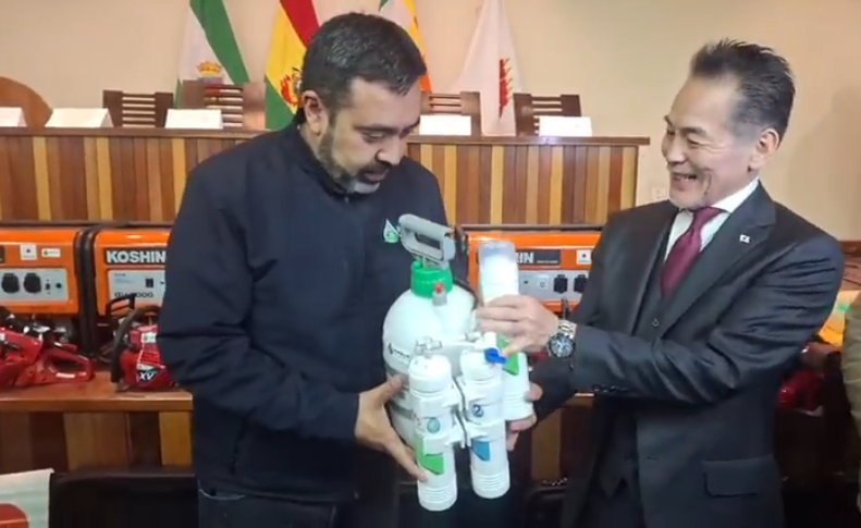 Japón dona equipamiento valuado en $us 3,5 millones para luchar contra los incendios forestales 