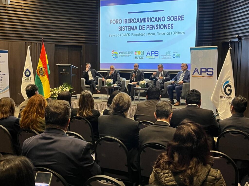 Bolivia presenta Plataforma Virtual para Migrantes desarrollada por la Gestora en Foro Iberoamericano