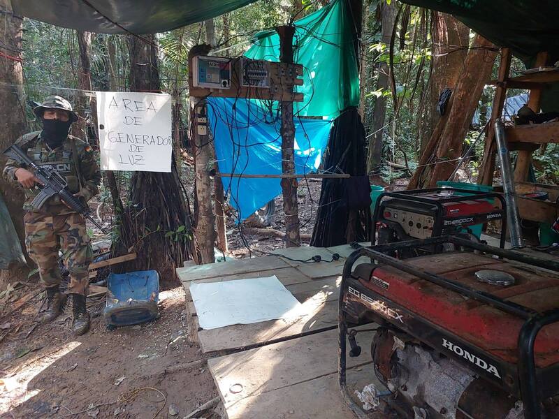 Desmantelan laboratorio de cristalización de cocaína en Villa Tunari