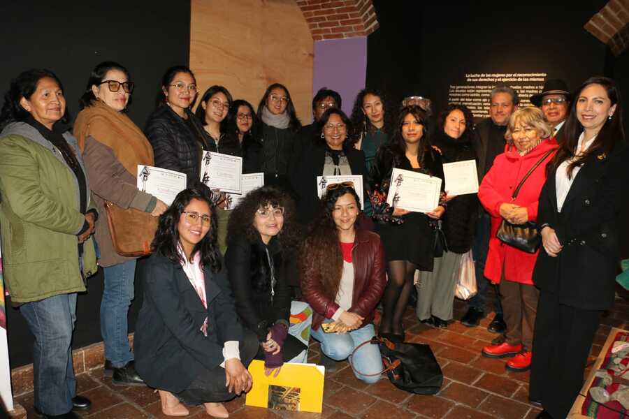 Clausuran “Creadoras” y destacan el valor de la denuncia en muestra de mujeres artistas de Bolivia