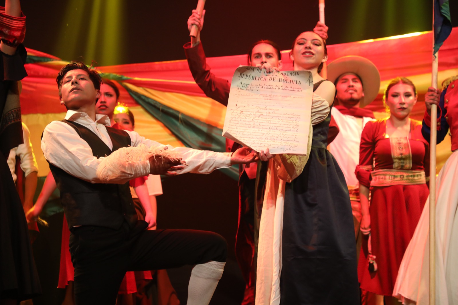 Tres obras representarán a La Paz en la final de “Bolivia danza en el Bicentenario”
