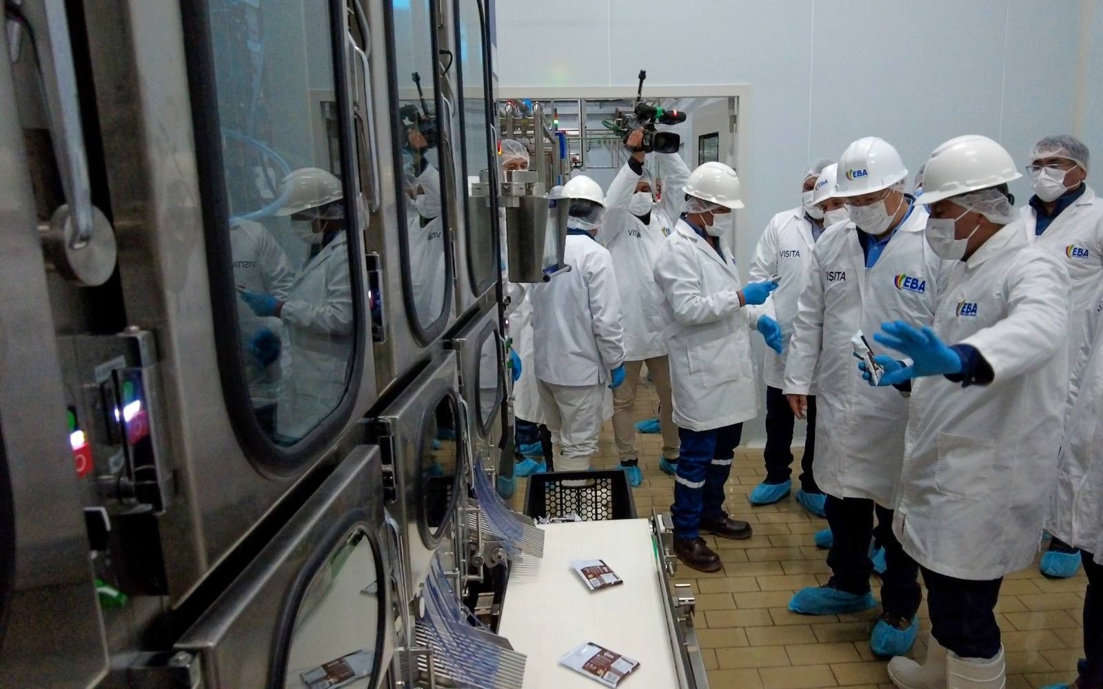 Industria estatal de leche en Achacachi genera Bs 38,3 millones y beneficia a 1.200 productores 