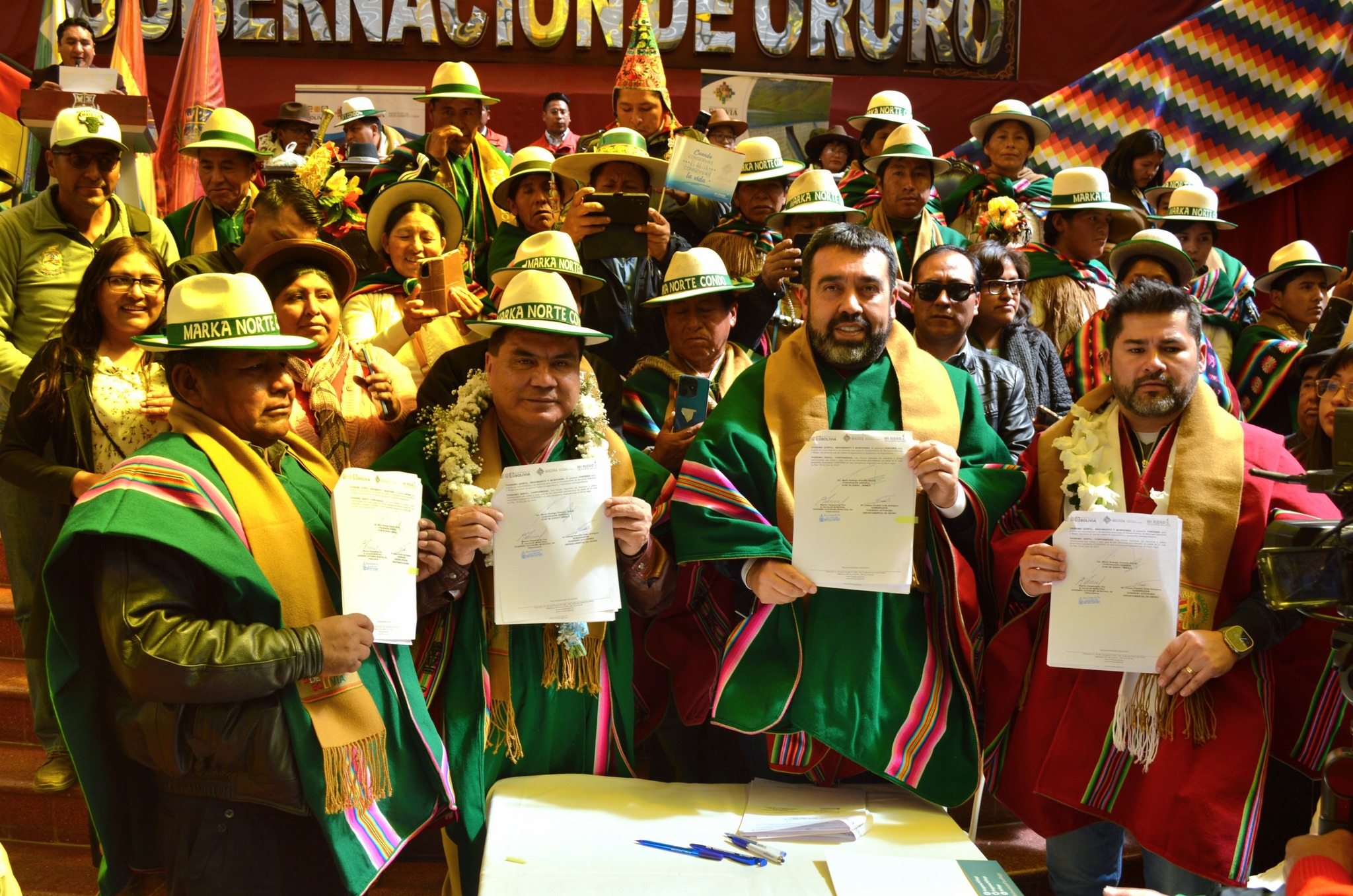 Gobierno garantiza preinversión de Bs 76 millones para riego y construcción de presas en Challapata y Soracachi