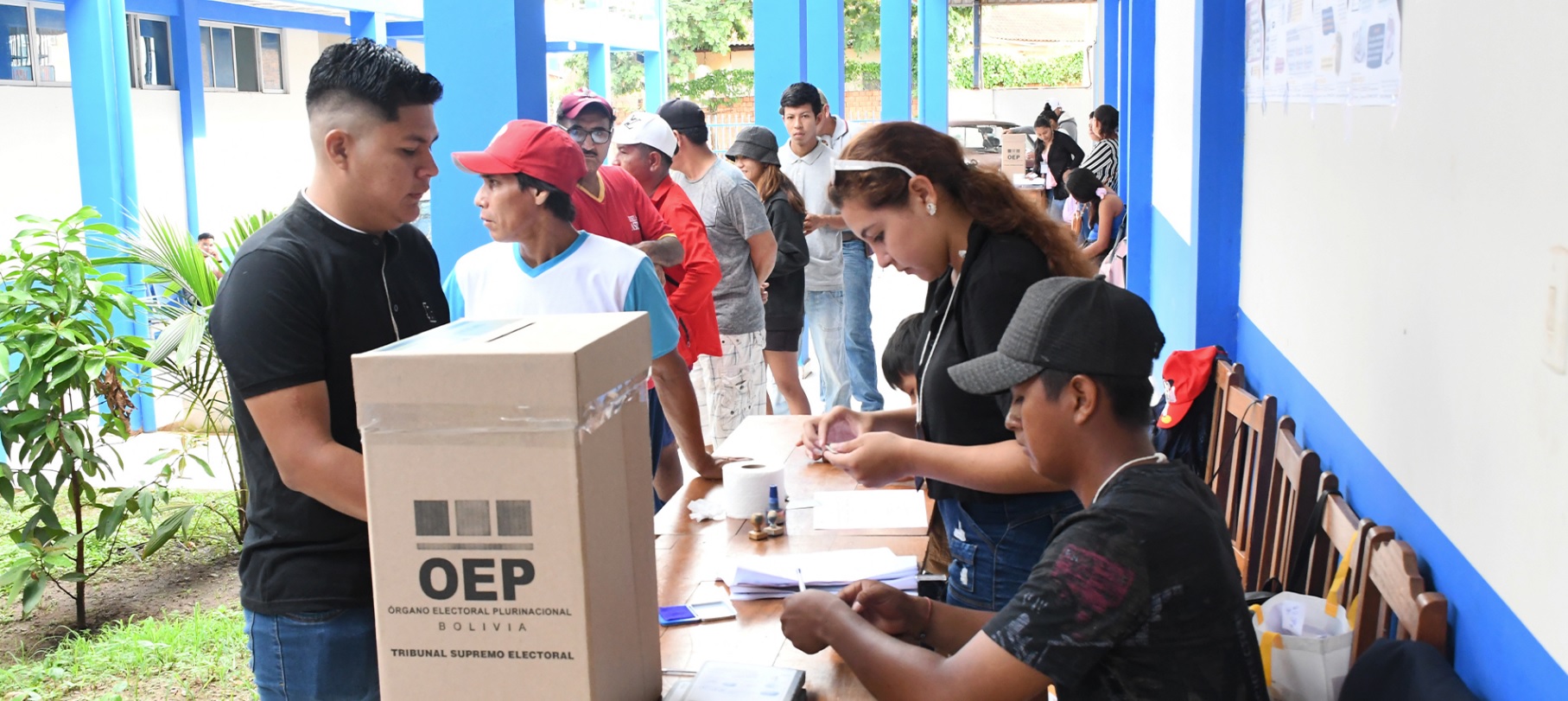 TSE instala puntos de información sobre las elecciones de agosto