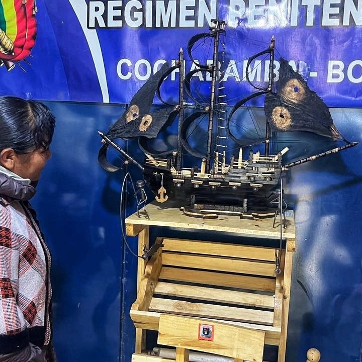 Abren tienda para impulsar reinserción social de reclusos y exreclusos en Cochabamba