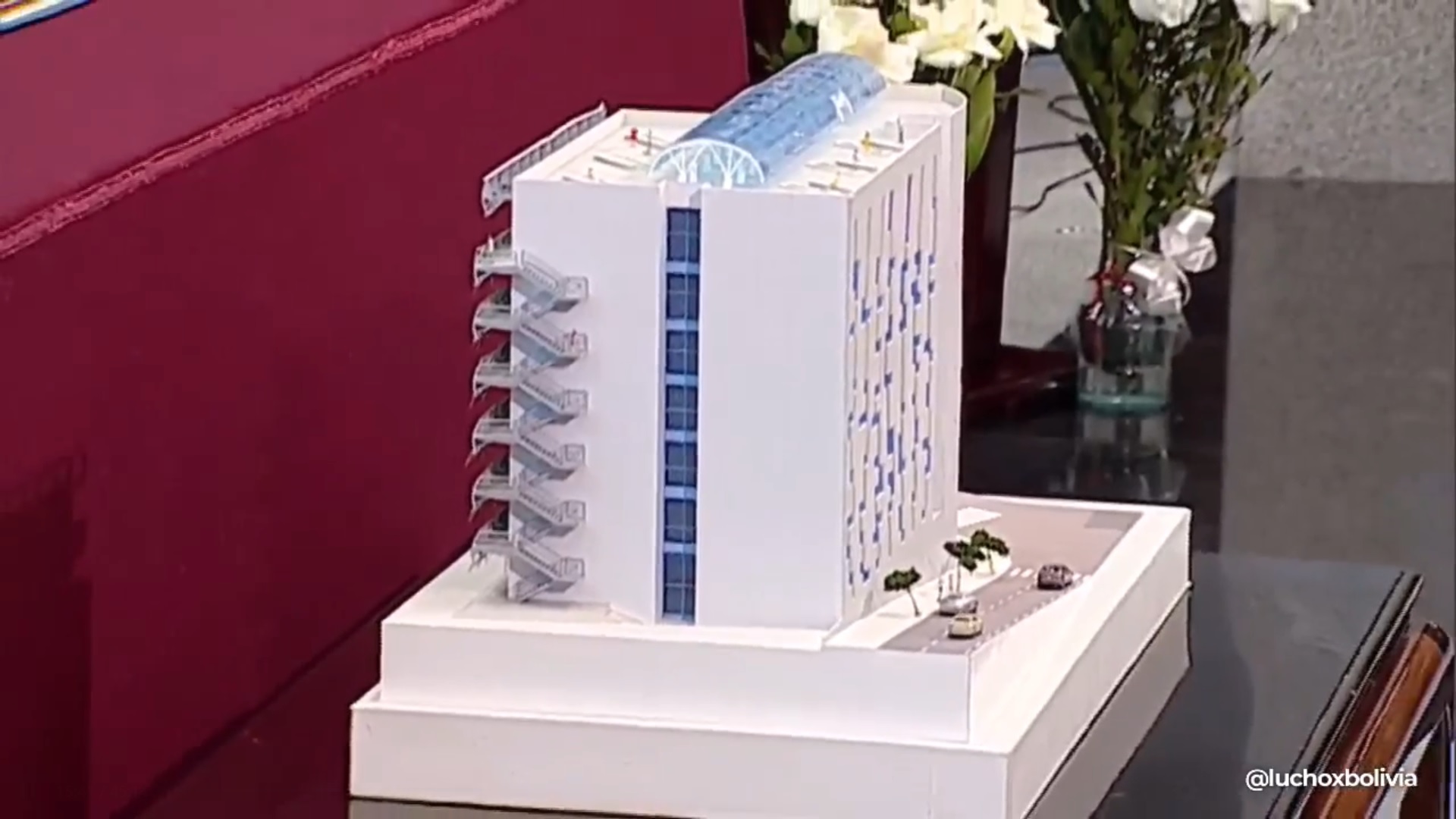 Gobierno garantiza cerca de Bs 50 millones para el nuevo edificio de la Facultad de Ciencias Económicas y Financieras de la UMSA