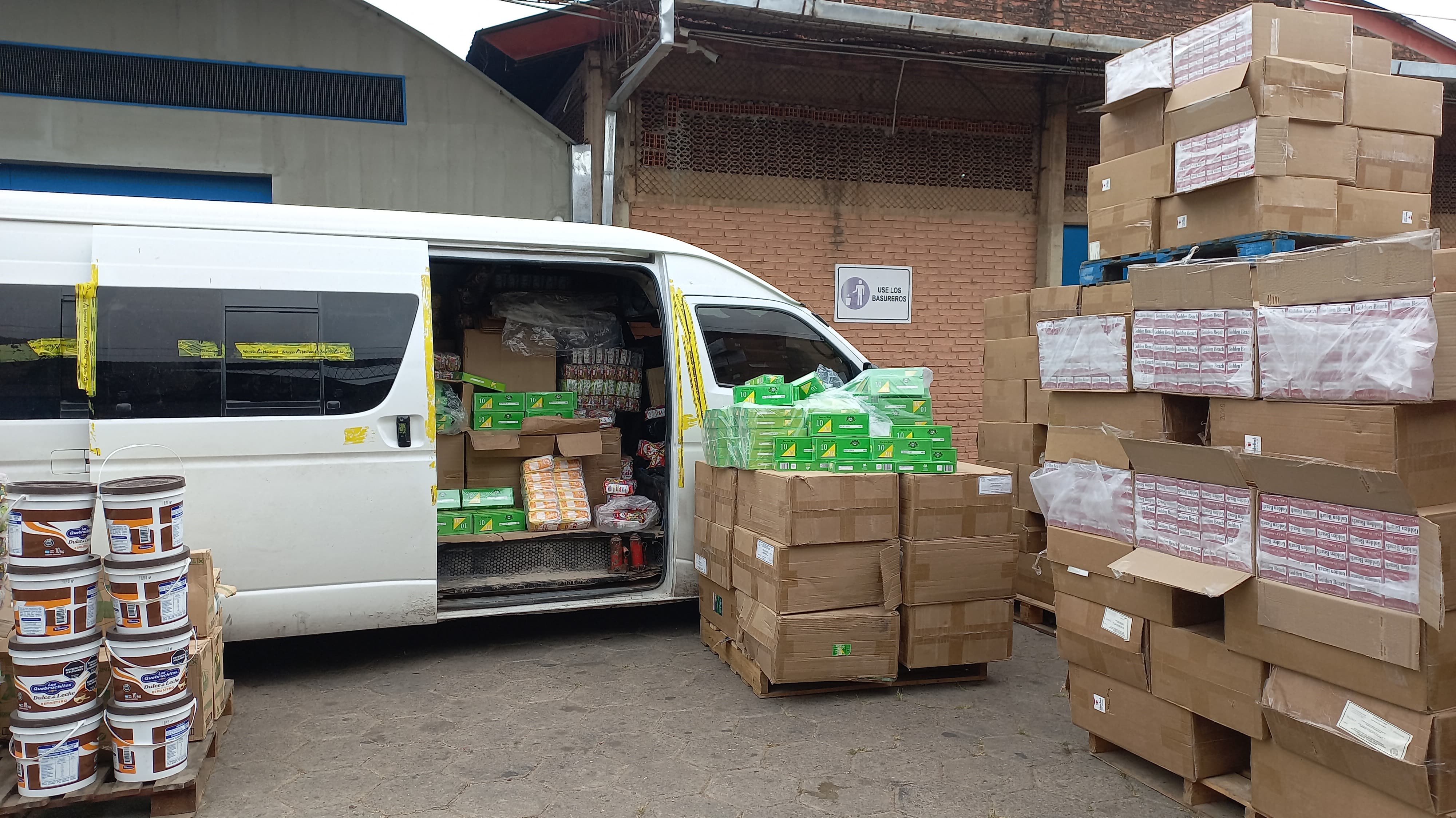 Aduana comisa 10 toneladas de mercancía de contrabando entre junio y julio en Santa Cruz