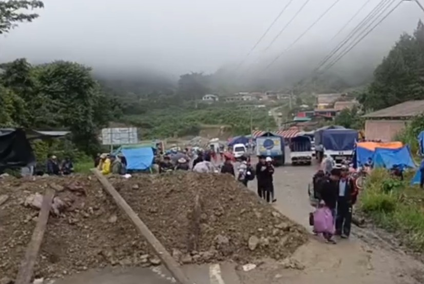 Registran nueve puntos de bloqueo de evistas en Cochabamba