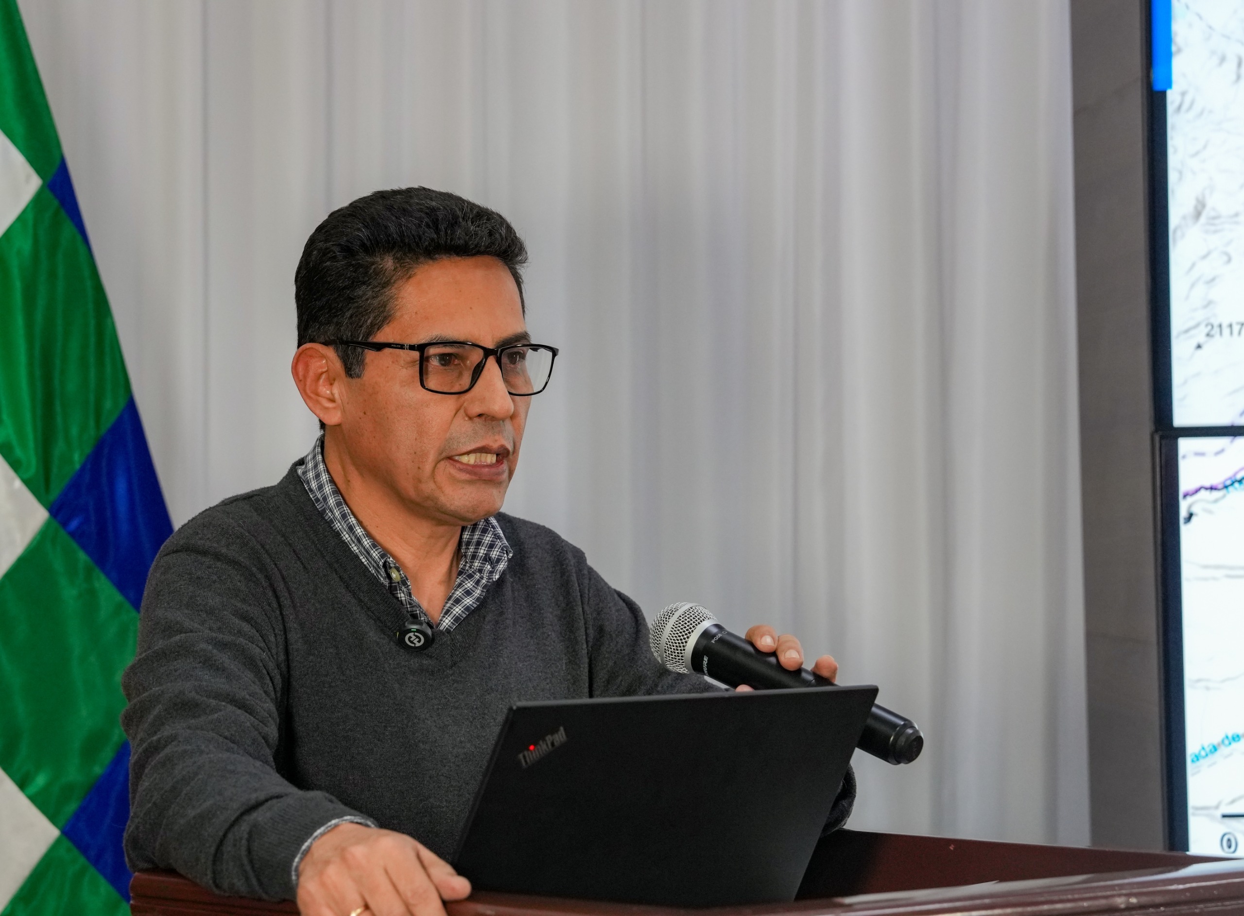 Más de 2.200 cisternas con 75,7 millones de litros de combustible ingresarán esta semana a Bolivia