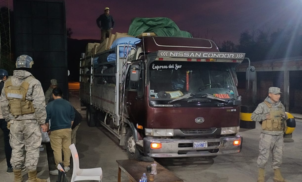 Armada incauta mercancía de contrabando valuada en Bs 51.000 en la frontera con Argentina