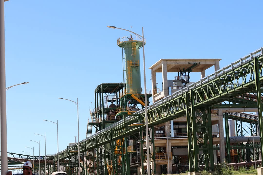 Alvarado denuncia que bloqueo evista genera pérdidas de hasta $us 20 millones al Mutún y ayuda al discurso antiprogresista