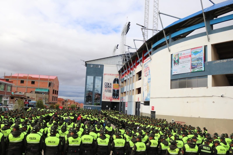 Alrededor de 1.600 policías garantizarán seguridad para el partido Bolivia vs Chile en El Alto