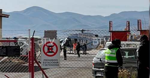 Dos policías heridos de gravedad fueron trasladados en helicóptero de Llallagua a Oruro
