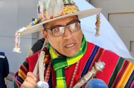 Dirigentes de ayllus de Potosí levantan banderas blancas y piden paz