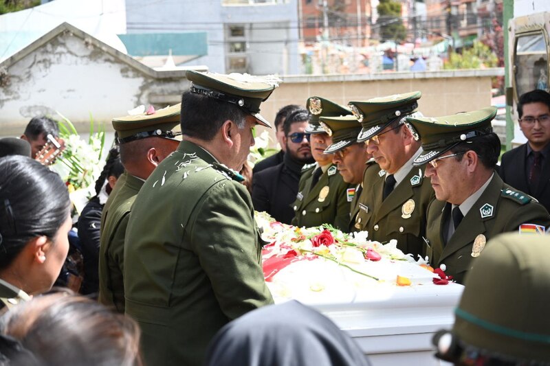 Comisión especial investigará muertes de policías en el desbloqueo evista