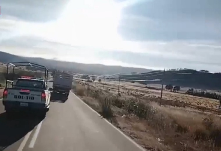 Policía desbloquea la ruta antigua Cochabamba–Santa Cruz tras pausa humanitaria del evismo