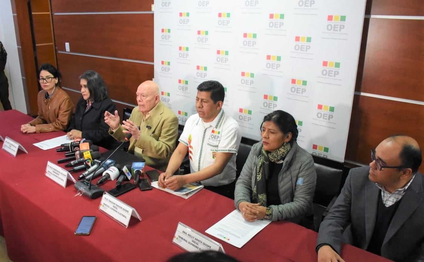 Sala Plena del TSE definirá el martes si procede renuncia de Morales al MAS vía poder notariado